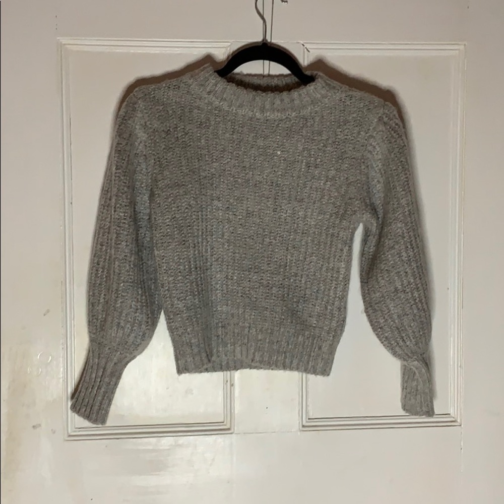 Big sleeves sweater